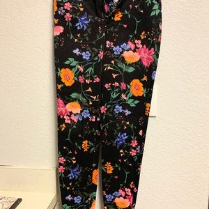 Old Navy floral pixie pants midrise 6tall